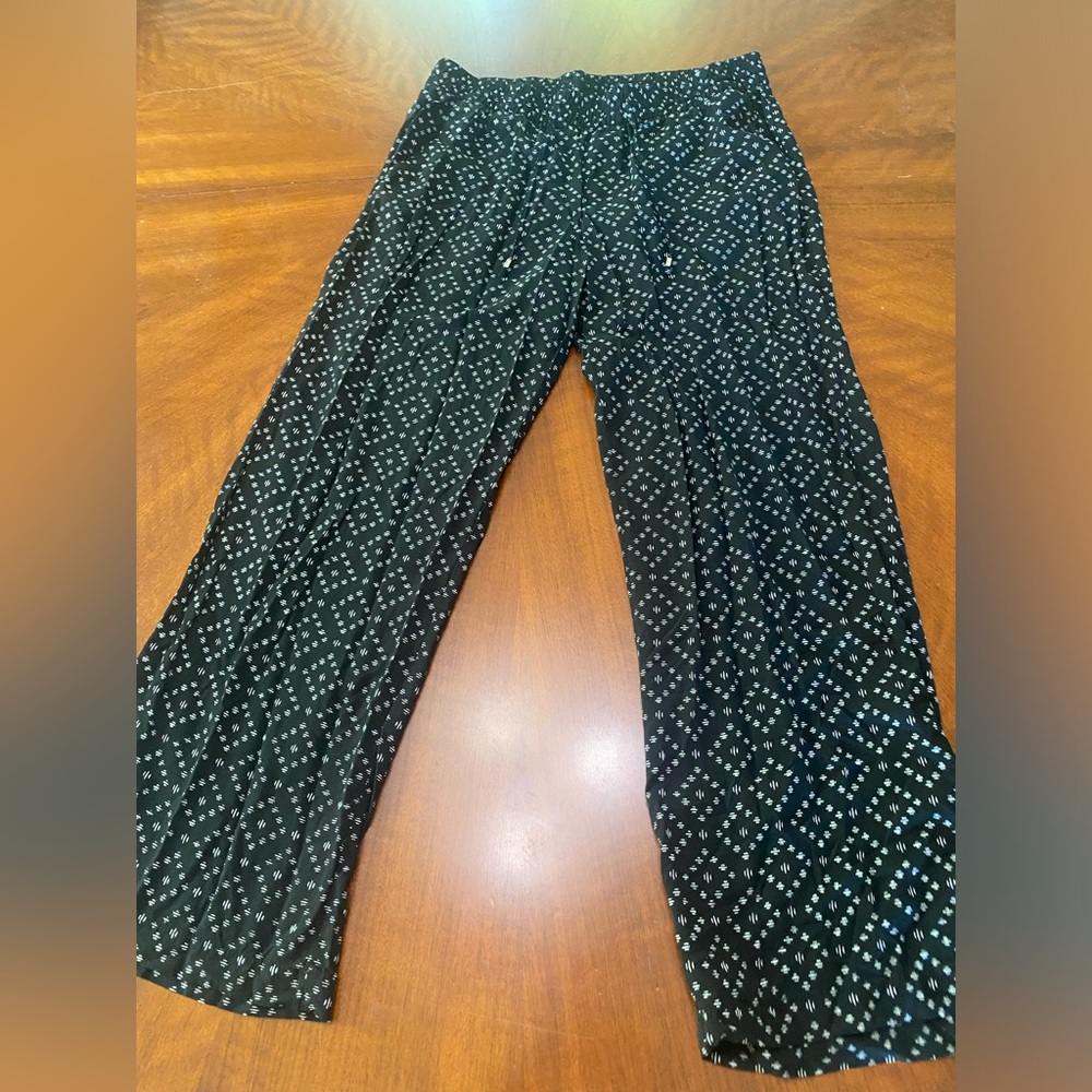 Old Navy size Large wide leg pants